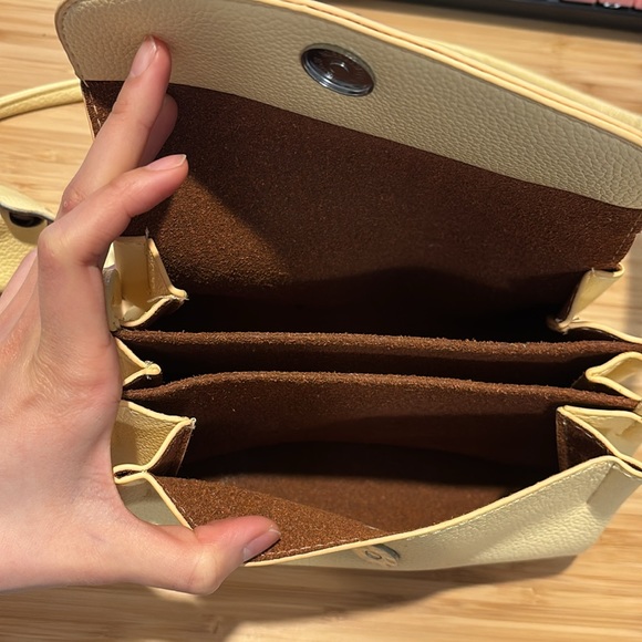 Yellow purse crossbody bag - Picture 2 of 3